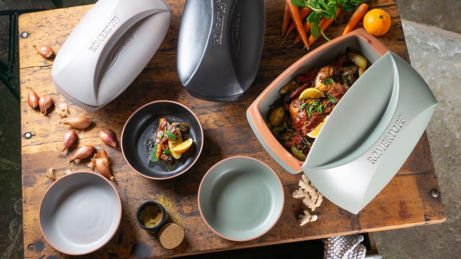 The Art of Cooking in Clay Pots: A Guide to Using Romertopf Cookware