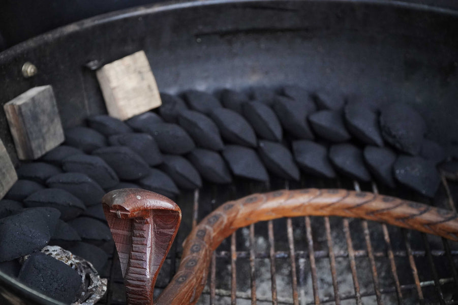 Snake Method in a Kettle Grill